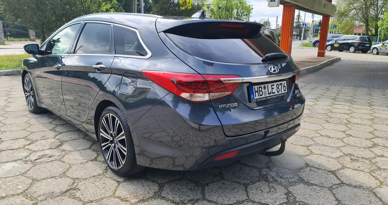 Hyundai i40 cena 54900 przebieg: 170231, rok produkcji 2016 z Tarnobrzeg małe 781